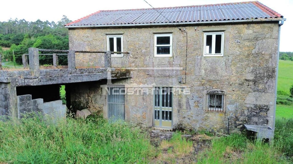 Properties for sale and rent in Spain photo 2