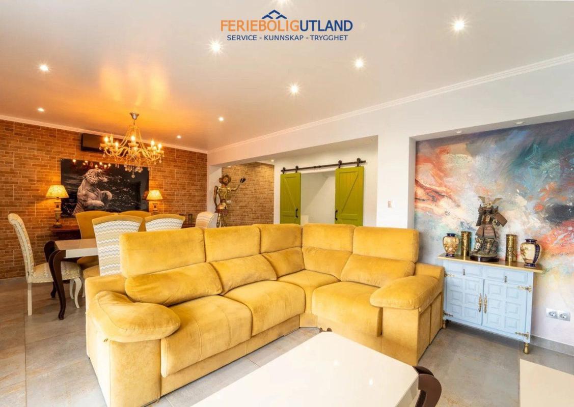 Sale of apartment in Piso en Calle de Pedro Lorca s/n, Las Piscinas Naturales, Torrevieja, Torrevieja
 photo 2