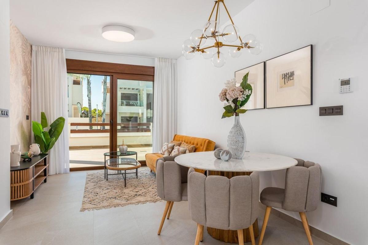 Sale of apartment in Piso en Los Balcones - Los Altos del Edén, Torrevieja, Torrevieja
photo 1