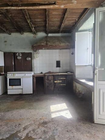 Rustic farm for sale in  Finca rústica en Moeche , Moeche photo 4