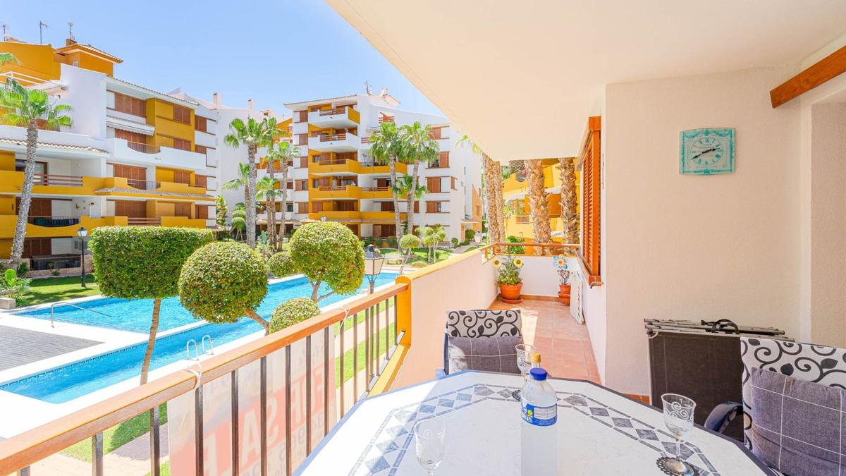 Venta de piso en Piso en Urbanización Punta Prima, 2 b, Punta Prima, Torrevieja, Torrevieja
photo 3