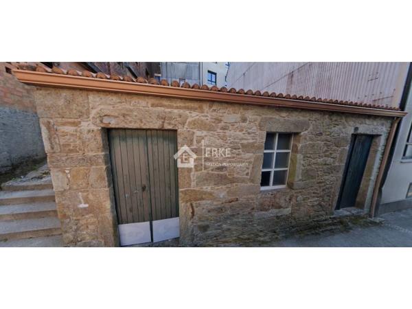 Частный шале на продаже в  Casa o chalet en Calle Magdalena, Cee, Си photo 1