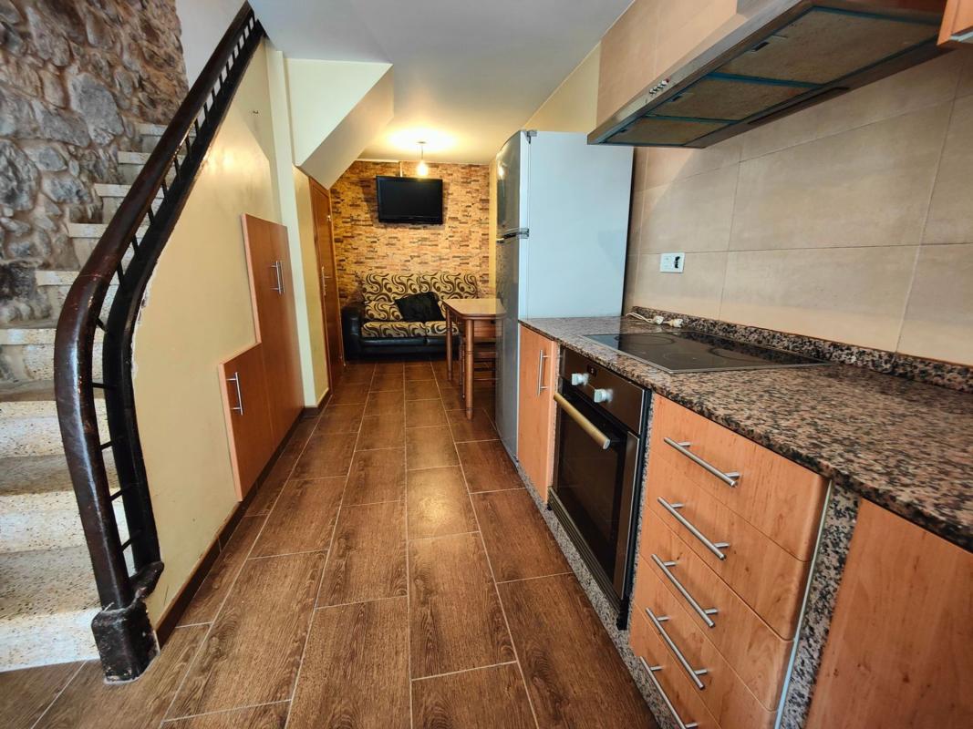 Недвижимость на продажу и в аренду в Испании photo 5