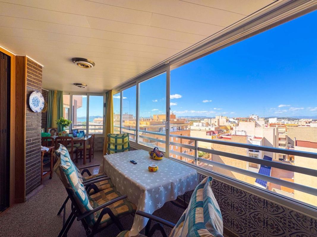 Продажа квартиры на Piso en Calle Alta, Gaspar Perrelló, Torrevieja, Торревьеха
photo 5