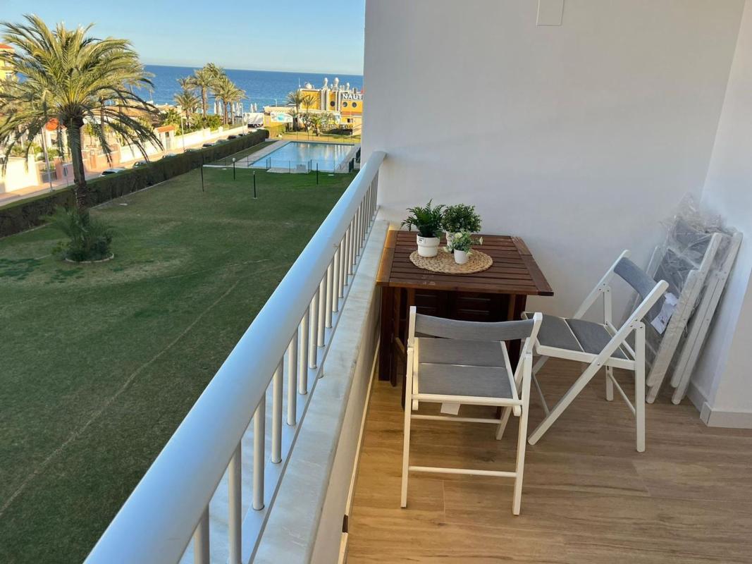 Venta de piso en Piso en Avenida de las Olas, Punta Prima, Torrevieja, Torrevieja
photo 2