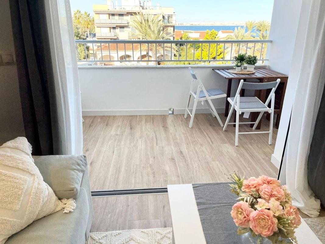 Venta de piso en Piso en Avenida de las Olas, Punta Prima, Torrevieja, Torrevieja
photo 3