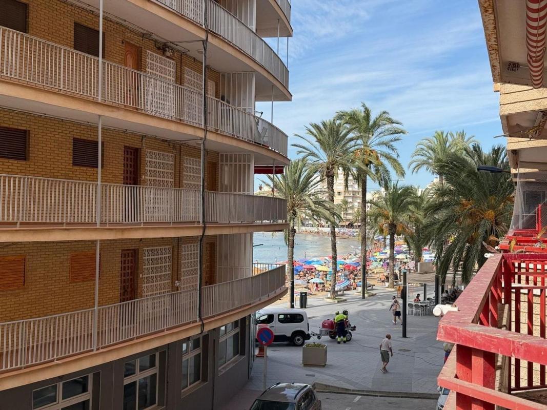 Продажа квартиры на Piso en Calle Navegantes, 5, Playa del Cura, Torrevieja, Торревьеха
photo 1