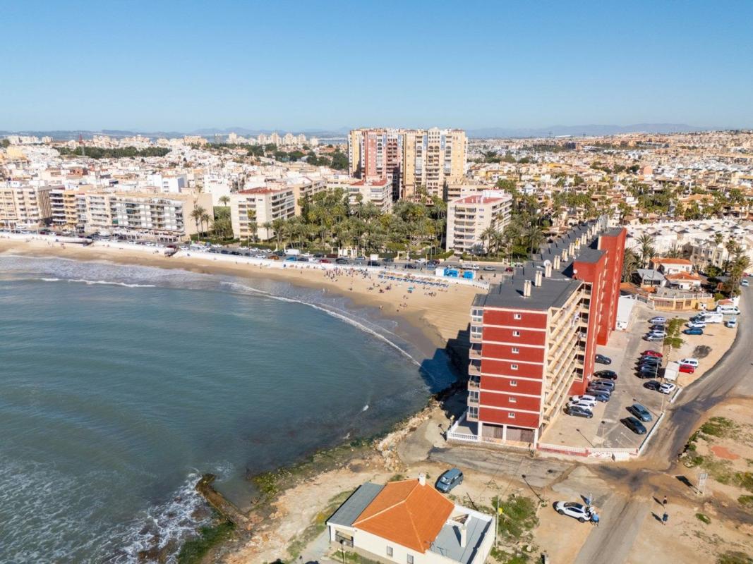 Venta de piso en Piso en Avenida Alfredo Nobel, Zona los Frutales, Torrevieja, Torrevieja
photo 1