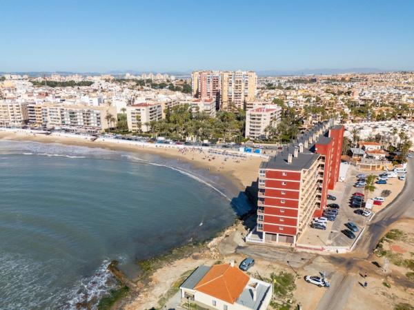 Venta de piso en Piso en Avenida Alfredo Nobel, Zona los Frutales, Torrevieja, Torrevieja
photo 1