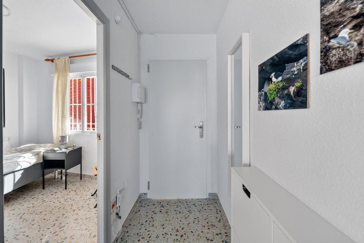 Venta de piso en Piso en Avenida Alfredo Nobel, Zona los Frutales, Torrevieja, Torrevieja
photo 3