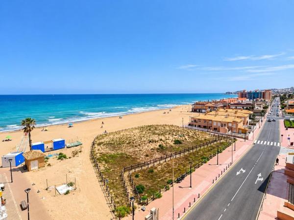 Ático en venta en Ático en Avenida Virgen del Carmen, Gaspar Perrelló, Torrevieja, Torrevieja thumbnail 2