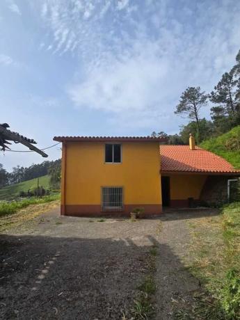 Casa de pueblo en Valdoviño photo 1