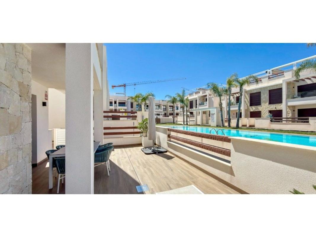 Sprzedaż mieszkania w Piso en Calle Laguna Vista, Los Balcones - Los Altos del Edén, Torrevieja, Torrevieja
photo 2