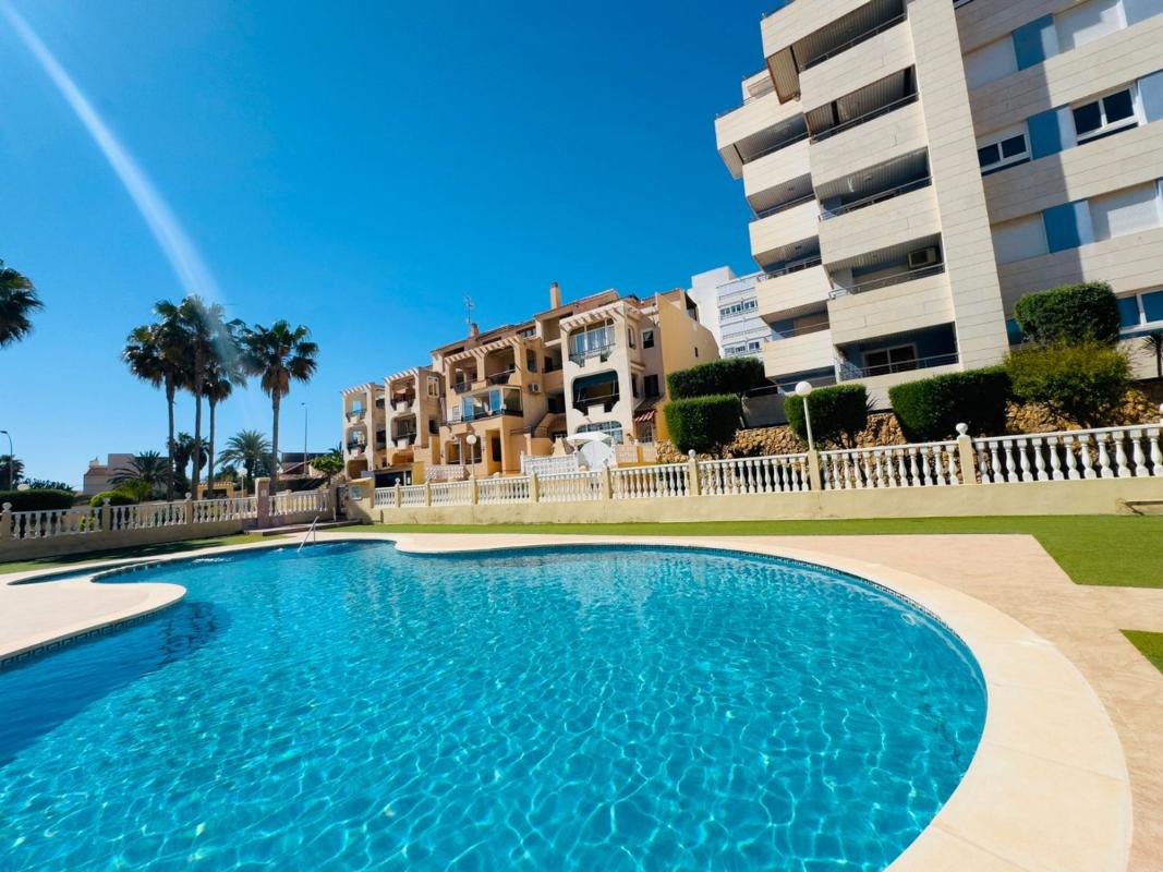 Продажа квартиры на Piso en Torreblanca, Torrevieja, Торревьеха
photo 2