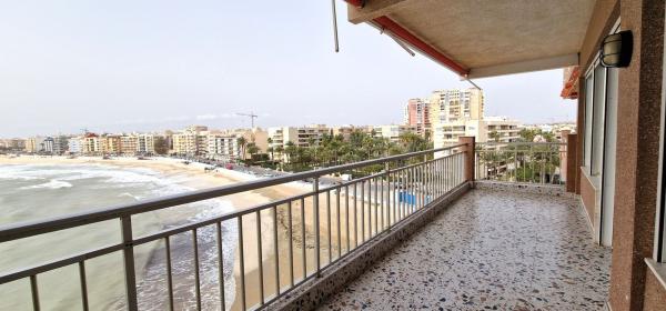 Venta de piso en Piso en Avenida Alfredo Nobel, Zona los Frutales, Torrevieja, Torrevieja
photo 1