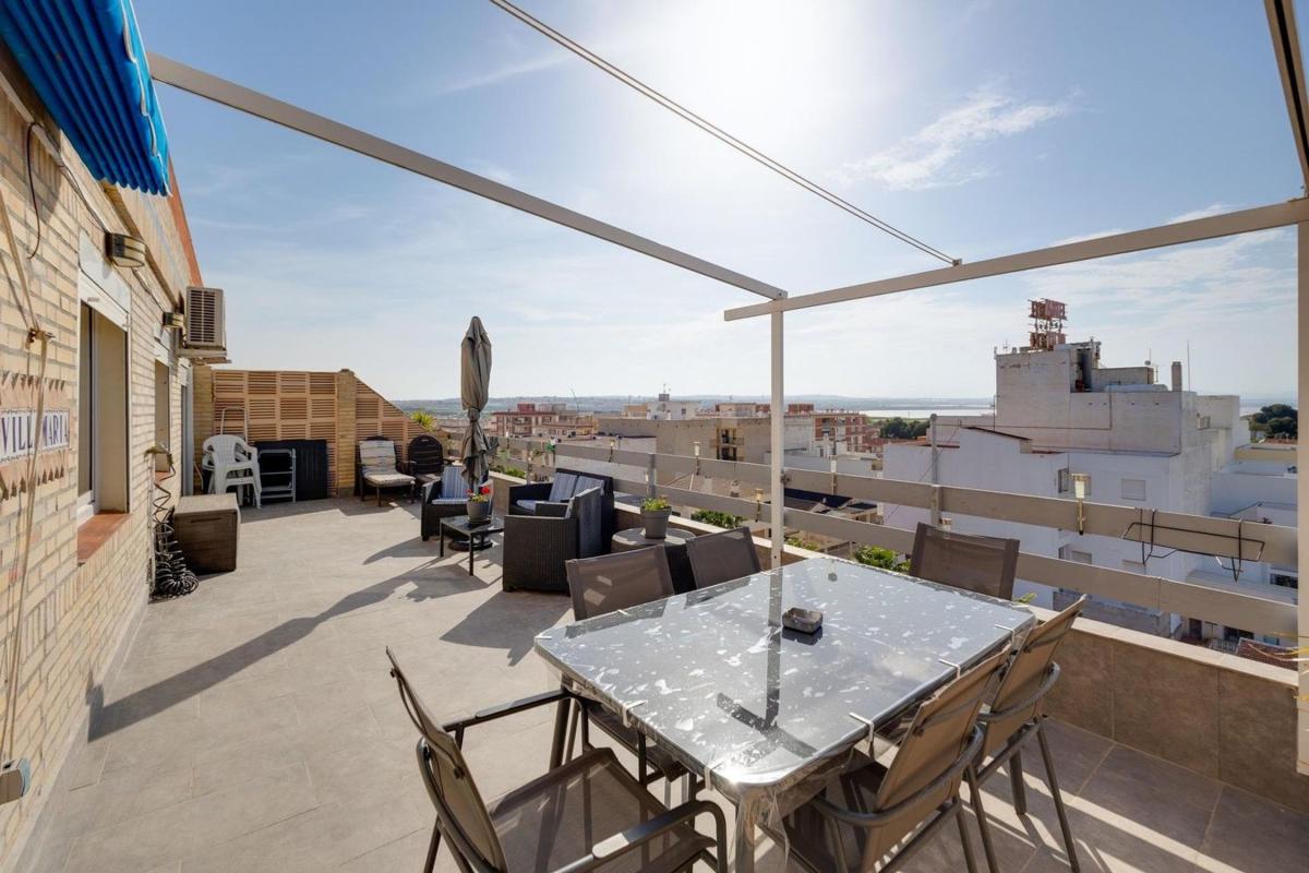 Продажа пентхауса на Ático en Calle Montesinos, Playa de los Náufragos, Torrevieja, Торревьеха photo 3