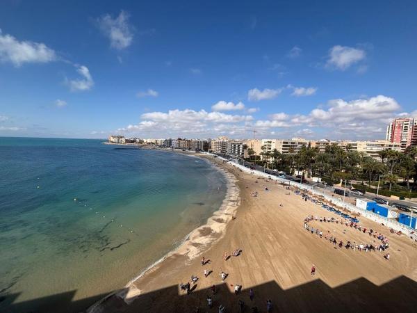 Venta de piso en Piso en Playa de los Locos, Torrevieja, Torrevieja
 photo 1