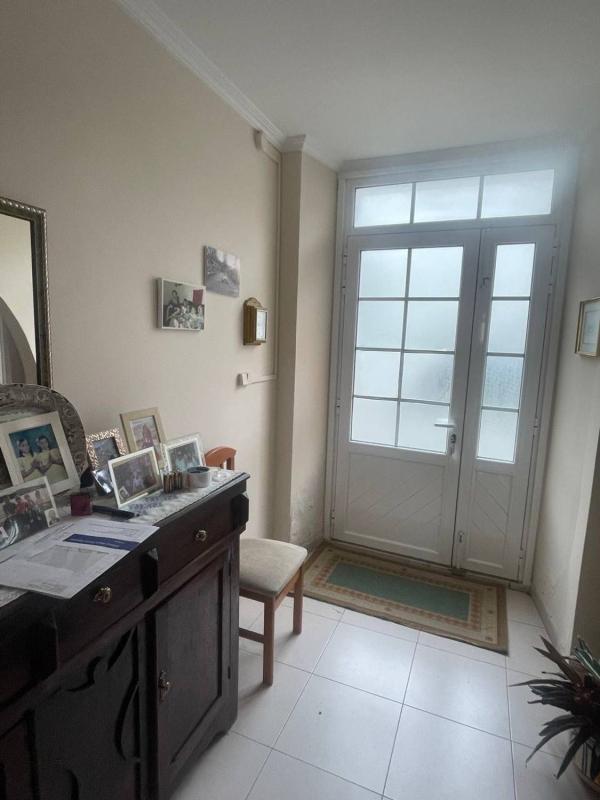 Properties for sale and rent in Spain photo 4