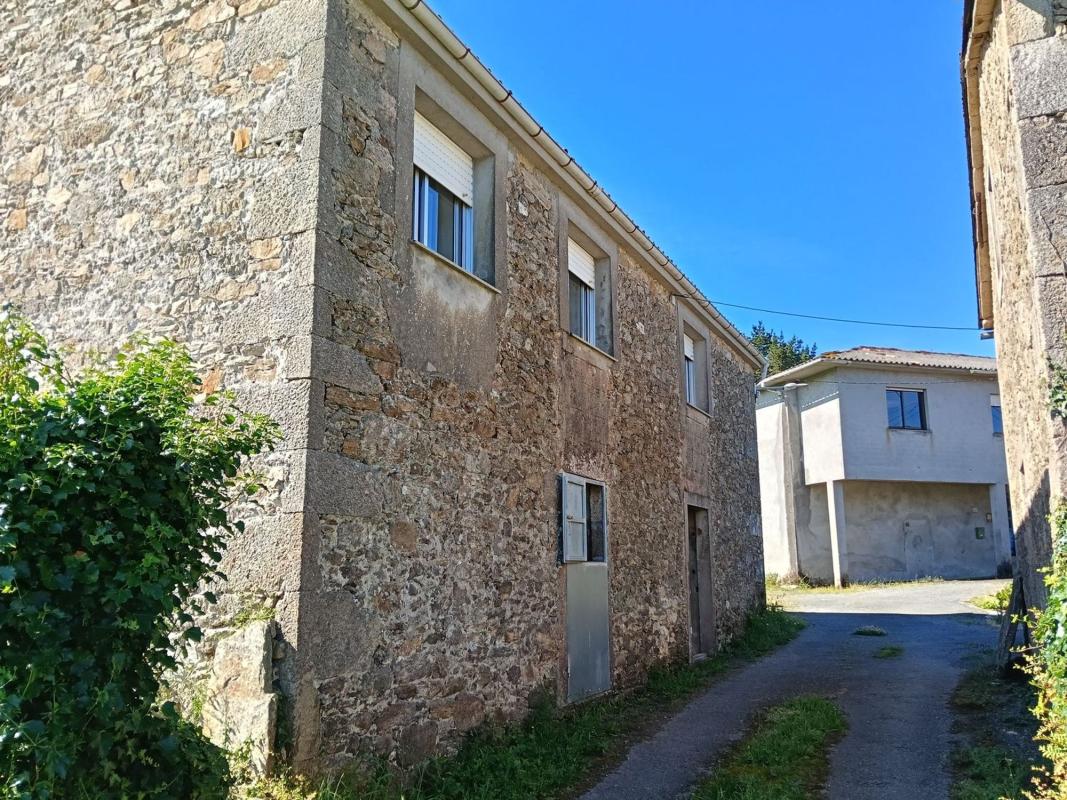 Properties for sale and rent in Spain photo 5