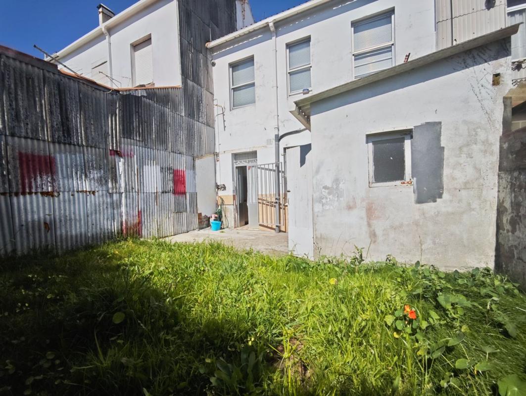 Properties for sale and rent in Spain photo 3
