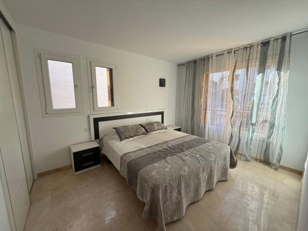 Продажа квартиры на Piso en Calle Ciclón, 8, Punta Prima, Torrevieja, Торревьеха
 photo 2