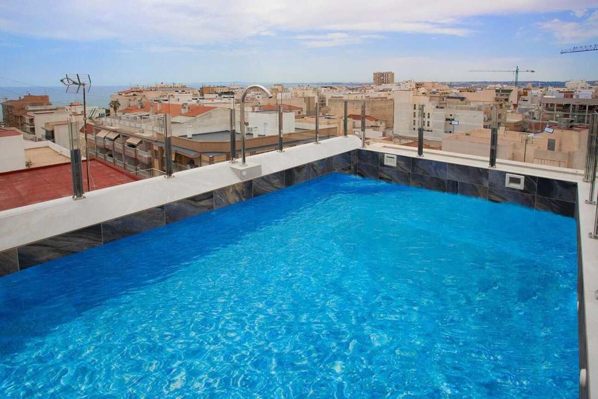 Venta de piso en Piso en Parque de las Naciones, Torrevieja, Torrevieja
 photo 4