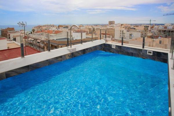 Sale of flat in Piso en Las Piscinas Naturales, Torrevieja, Torrevieja
 photo 1