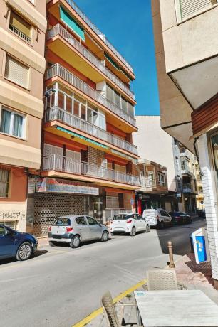 Sale of flat in Piso en Calle Ramón y Cajal, 33, Las Piscinas Naturales, Torrevieja, Torrevieja
 photo 4