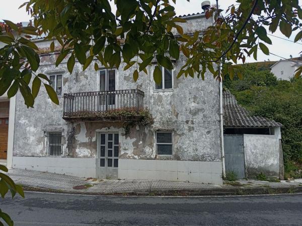 Chalet adosado en Cee photo 1