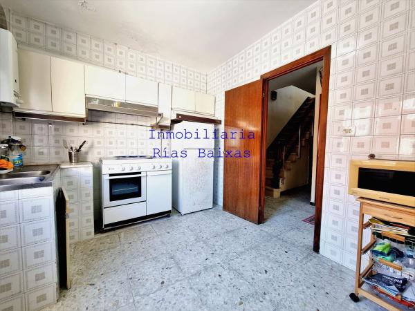 Chalet pareado en Montevixan, Carreira - Castiñeiras - Aguiño, Ribeira photo 1