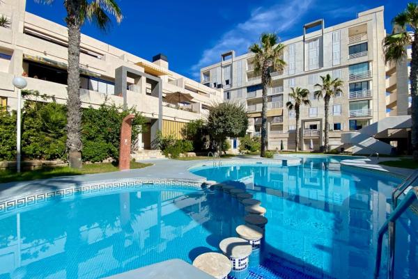Venta de piso en Piso en Cañada del Molino, Torrevieja, Torrevieja
photo 1
