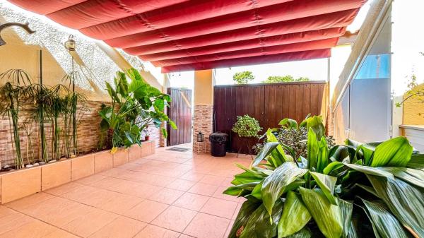 Chalet adosado en Avenida Tomas Martinez Domenech, Los Balcones - Los Altos del Edén, Torrevieja photo 4