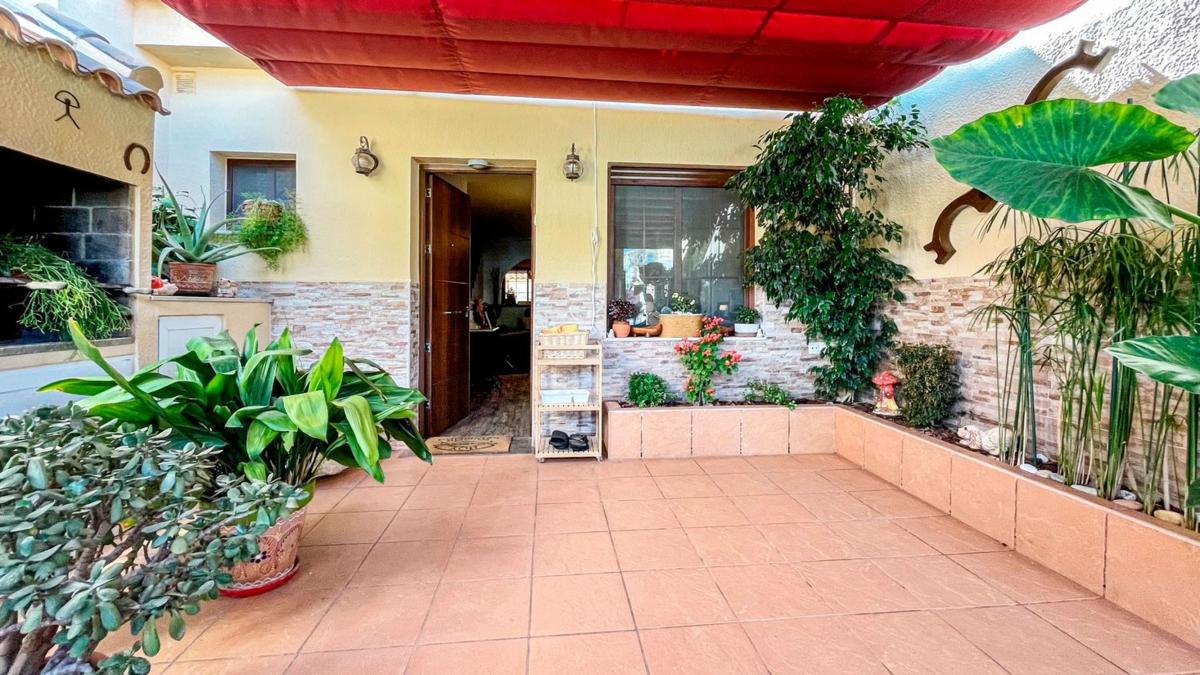 Venta de chalet adosado en Chalet adosado en Avenida Tomas Martinez Domenech, Los Balcones - Los Altos del Edén, Torrevieja , Torrevieja photo 5