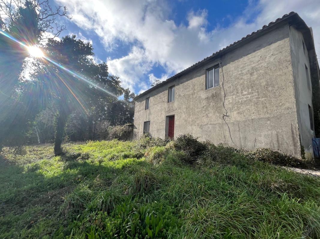 Properties for sale and rent in Spain photo 2