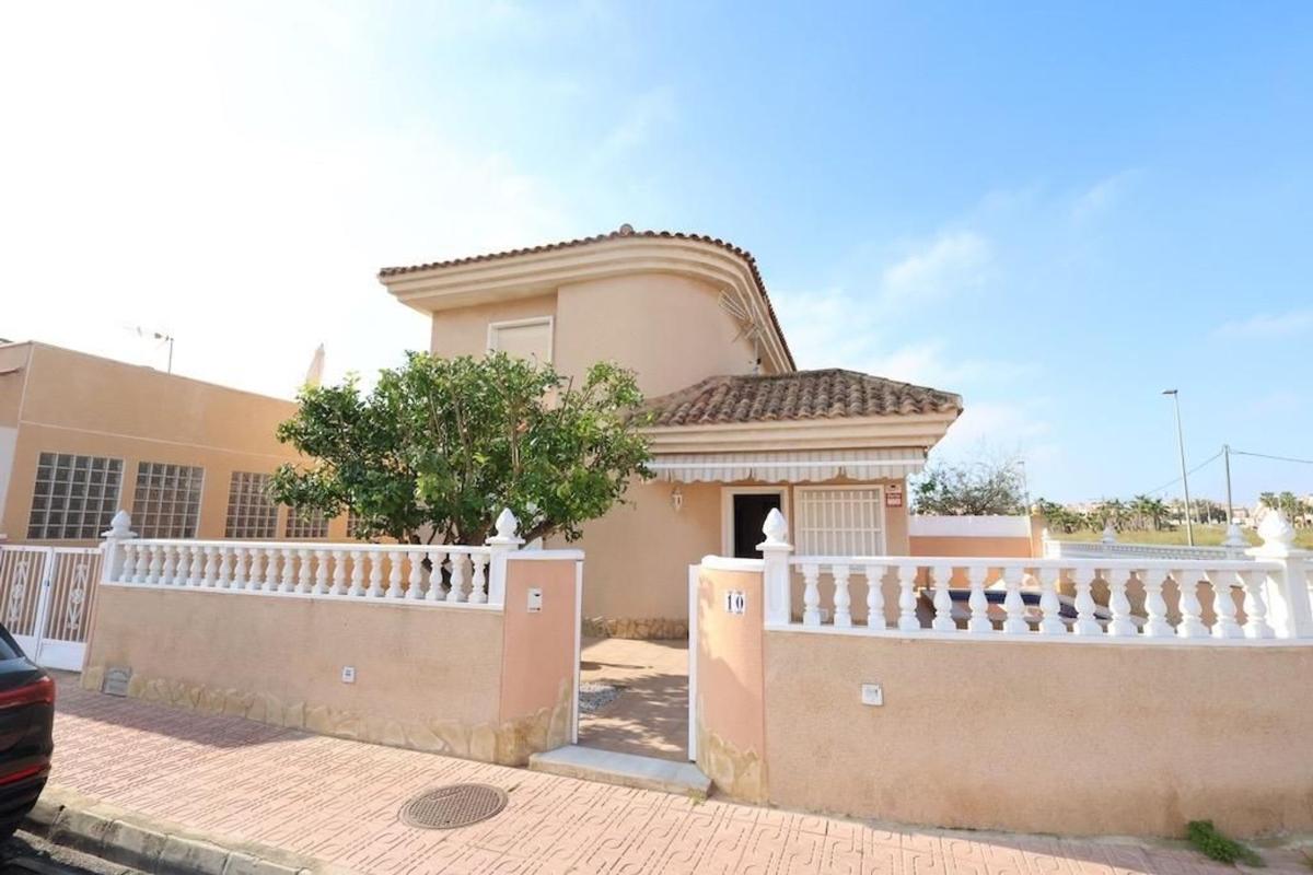 Sprzedaż niezależnego domku jednorodzinnego w Casa o chalet en El Molino, Torrevieja, Torrevieja photo 2
