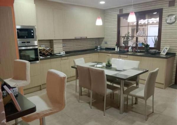 Chalet adosado en La Siesta - El Salado - Torreta, Torrevieja thumbnail 2