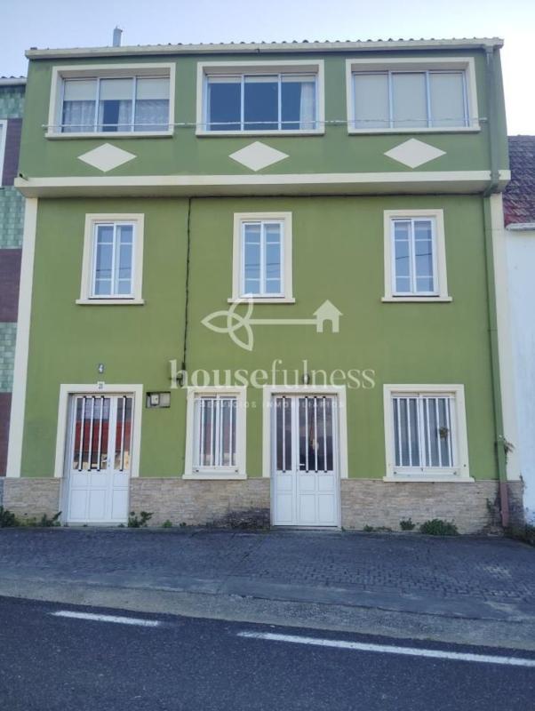 Properties for sale and rent in Spain photo 1