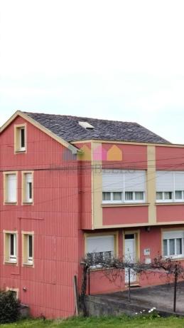 Частный шале на продаже в  Casa o chalet en Ortigueira, Ортигейра photo 1