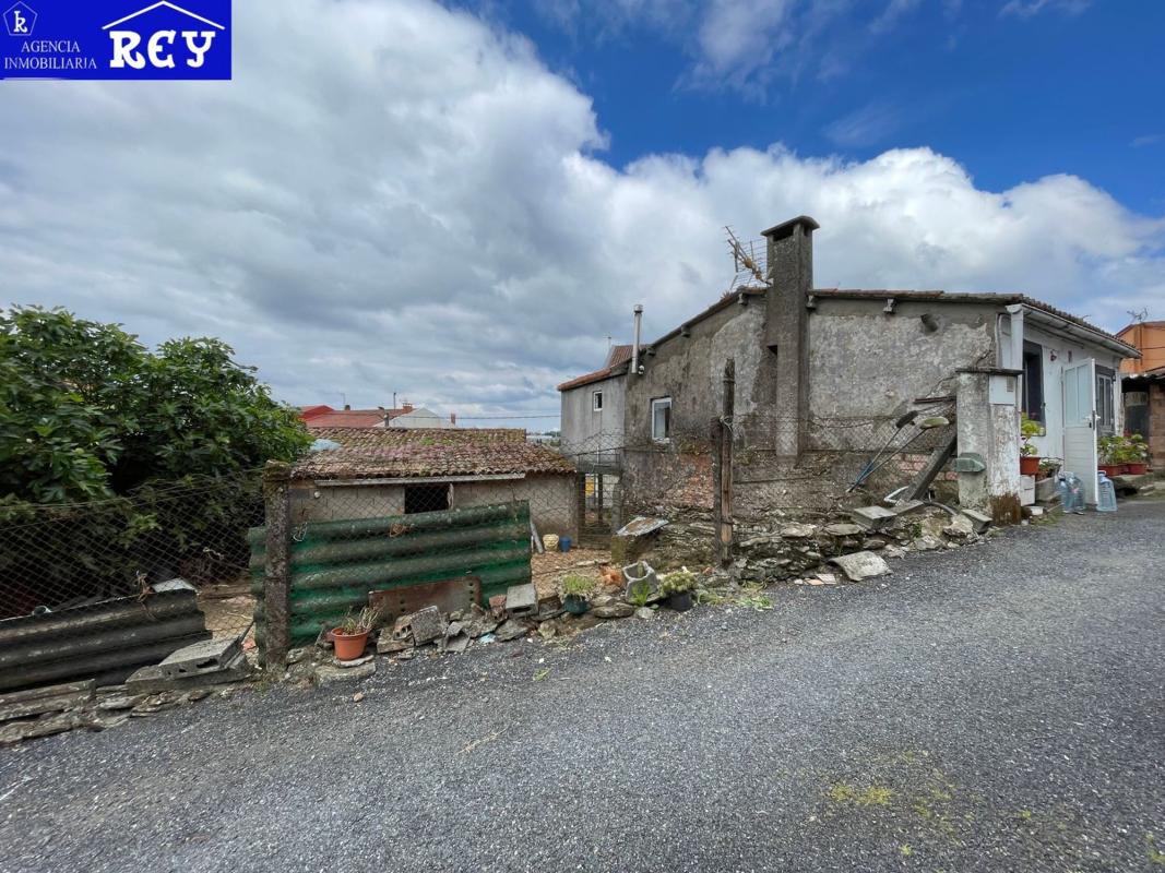 Properties for sale and rent in Spain photo 2