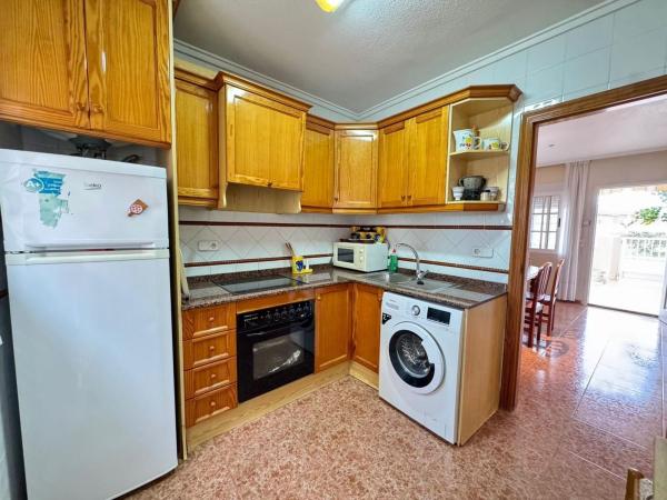Chalet adosado en Urbanización las Barcas, 10, Los Balcones - Los Altos del Edén, Torrevieja photo 4