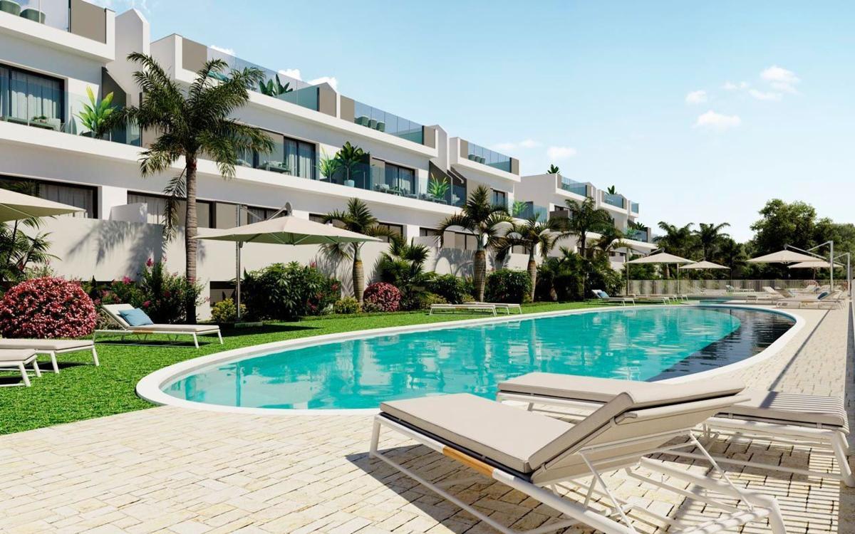 Venta de piso en Piso en Los Balcones - Los Altos del Edén, Torrevieja, Torrevieja
photo 1
