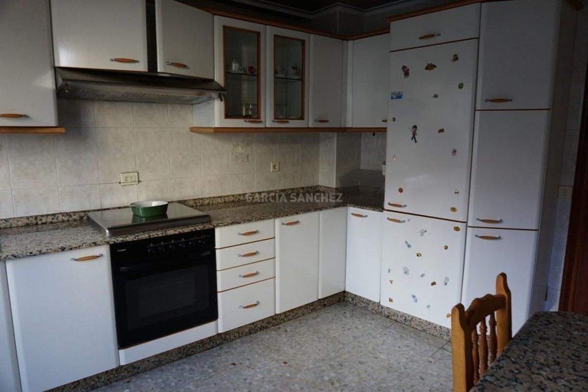 Недвижимость на продажу и в аренду в Испании photo 5
