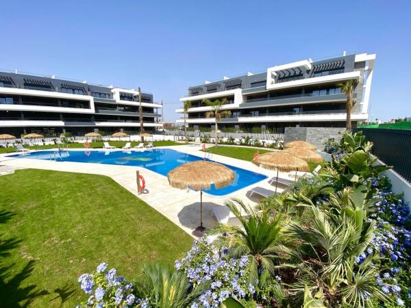 Casa o chalet independiente en Calle Jardin del Mar, 1, Punta Prima, Torrevieja photo 1