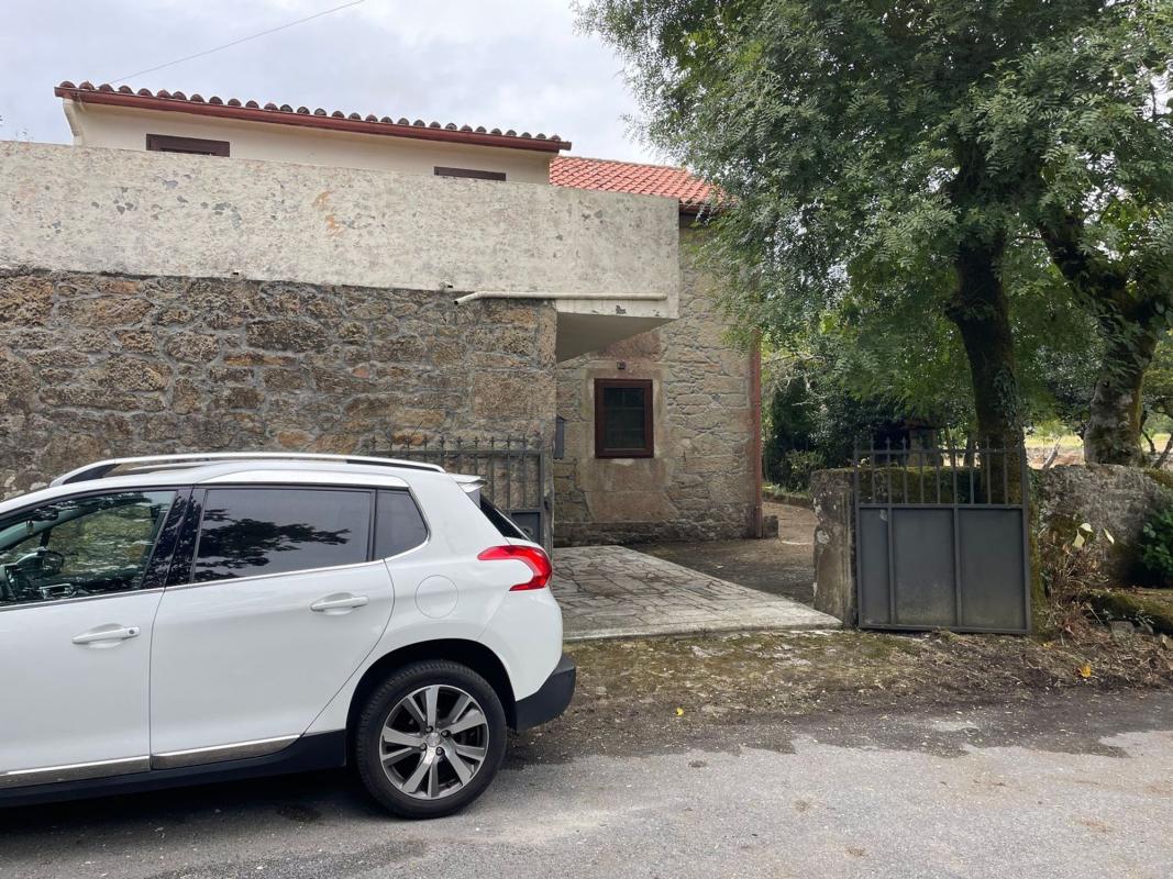 Properties for sale and rent in Spain photo 2