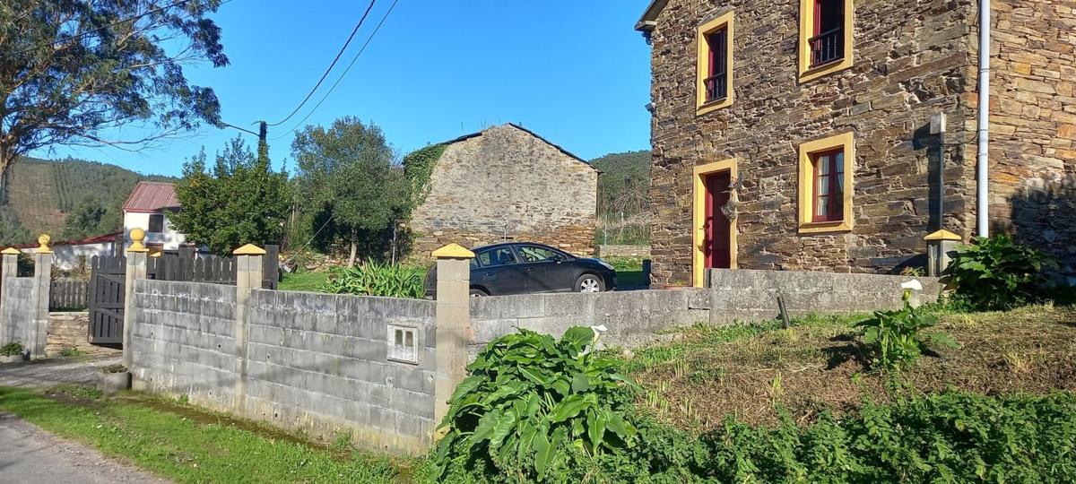 Properties for sale and rent in Spain photo 2