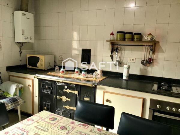 Chalet pareado en Outes photo 1