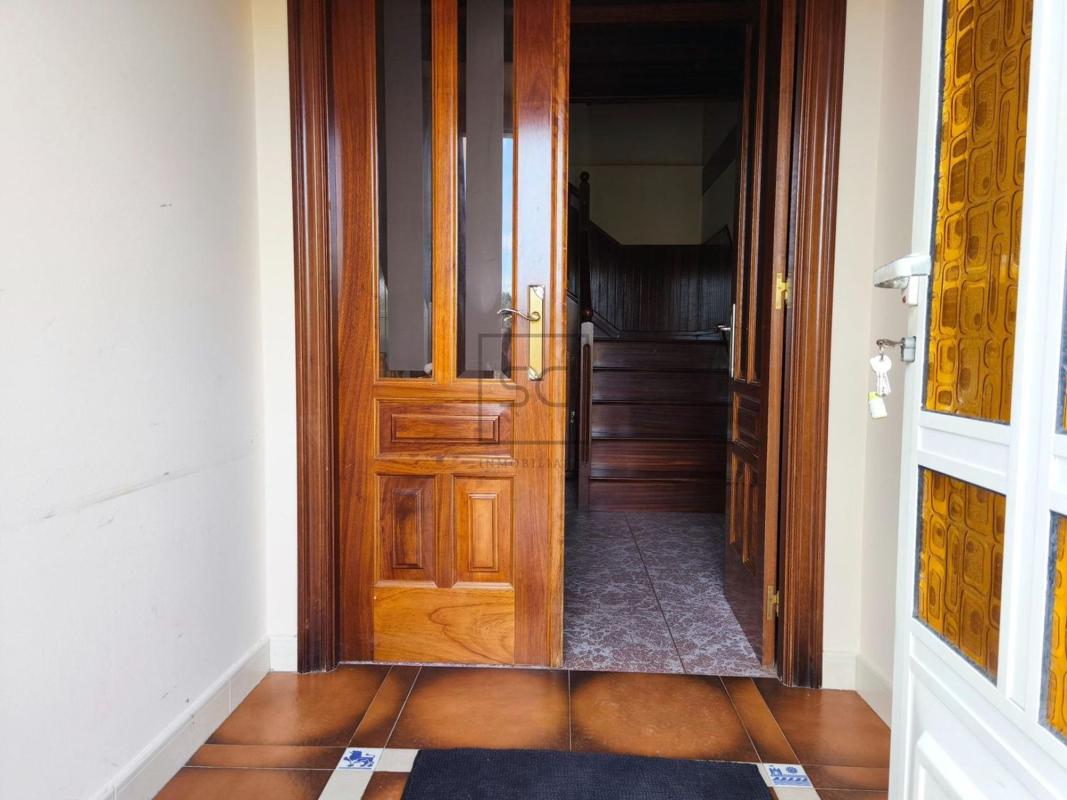 Properties for sale and rent in Spain photo 2