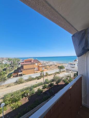 Venta de piso en Piso en Avenida Españoles, Los Europeos, Torrevieja, Torrevieja
 photo 4