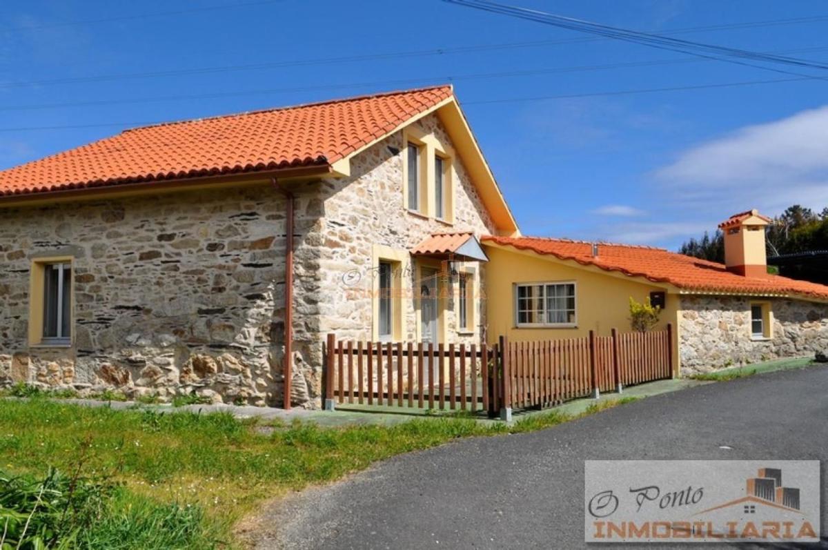 Недвижимость на продажу и в аренду в Испании photo 3