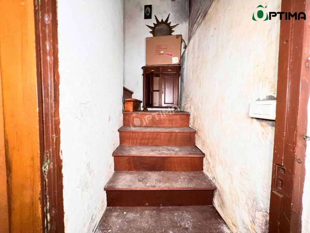 Properties for sale and rent in Spain photo 5